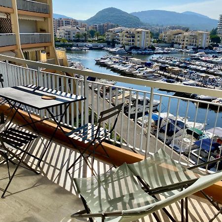 Appartement Lumineux 6 Places Avec Vue Sur Marina Mandelieu-la-Napoule Exterior foto
